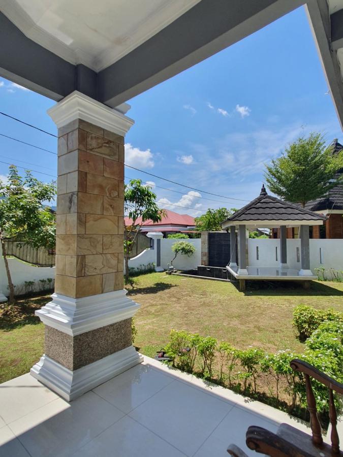 Mahakam Guest House パダン エクステリア 写真